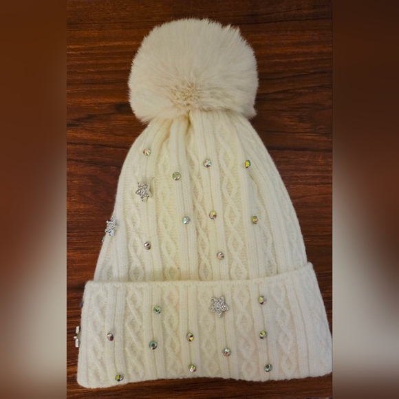 White Winter Hat With Crystals - Picture 2 of 4